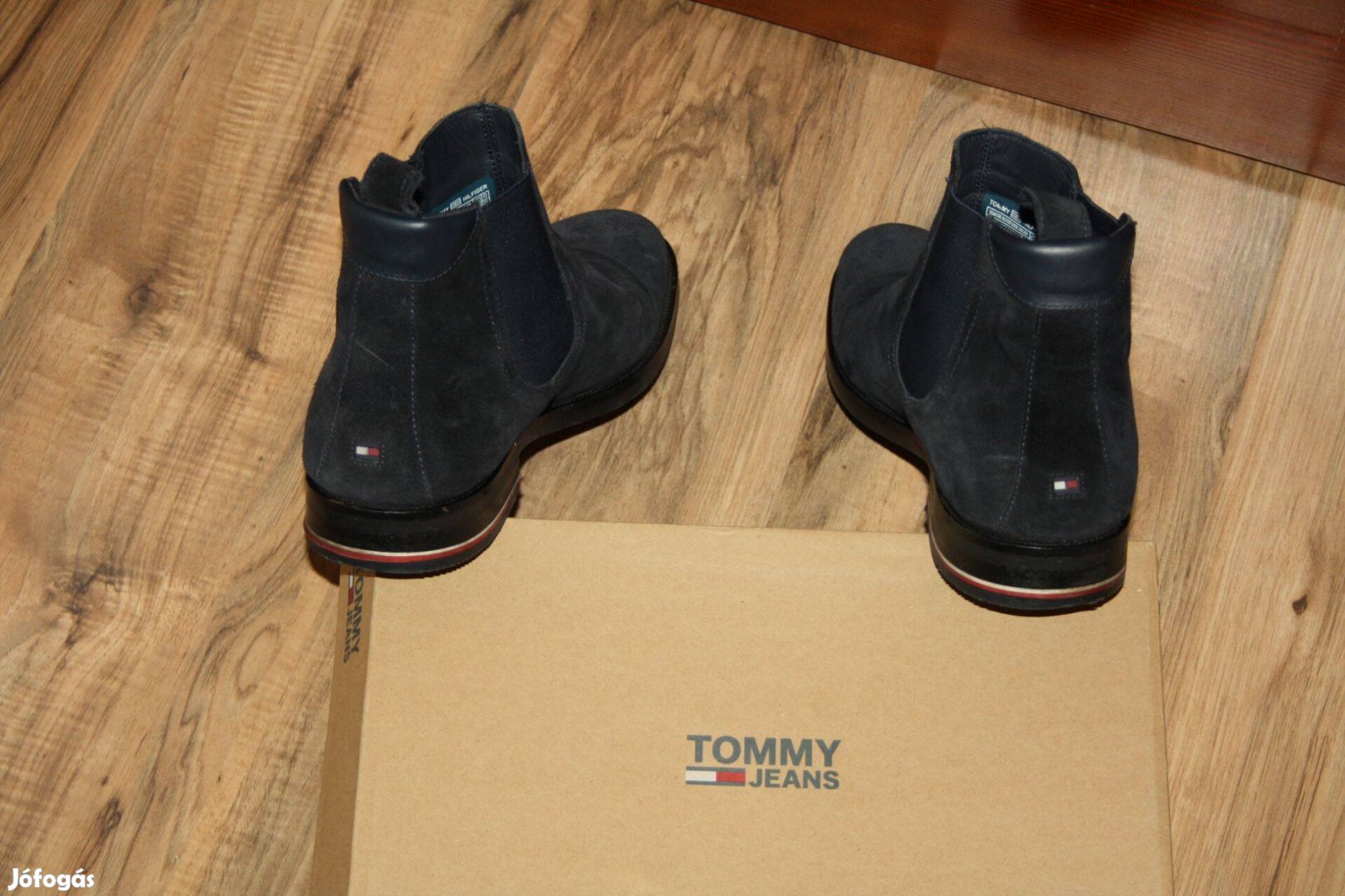 Tommy Hilfiger férfi cipő 45 ös !eredeti