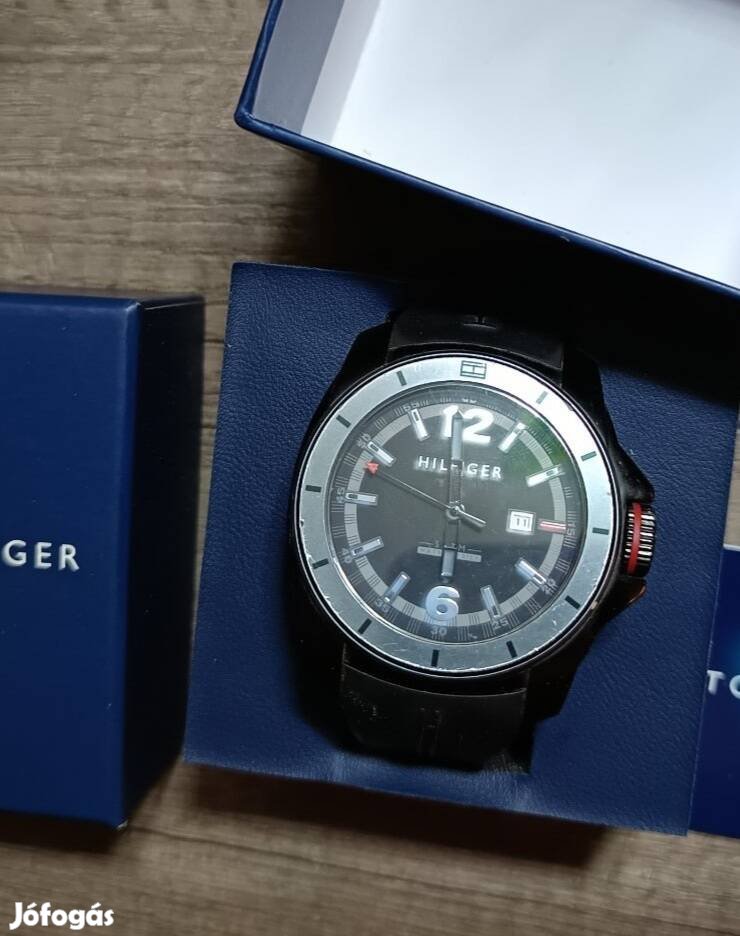 Tommy Hilfiger férfi karóra