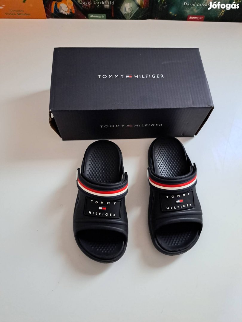 Tommy Hilfiger gyerek papucs 27-es