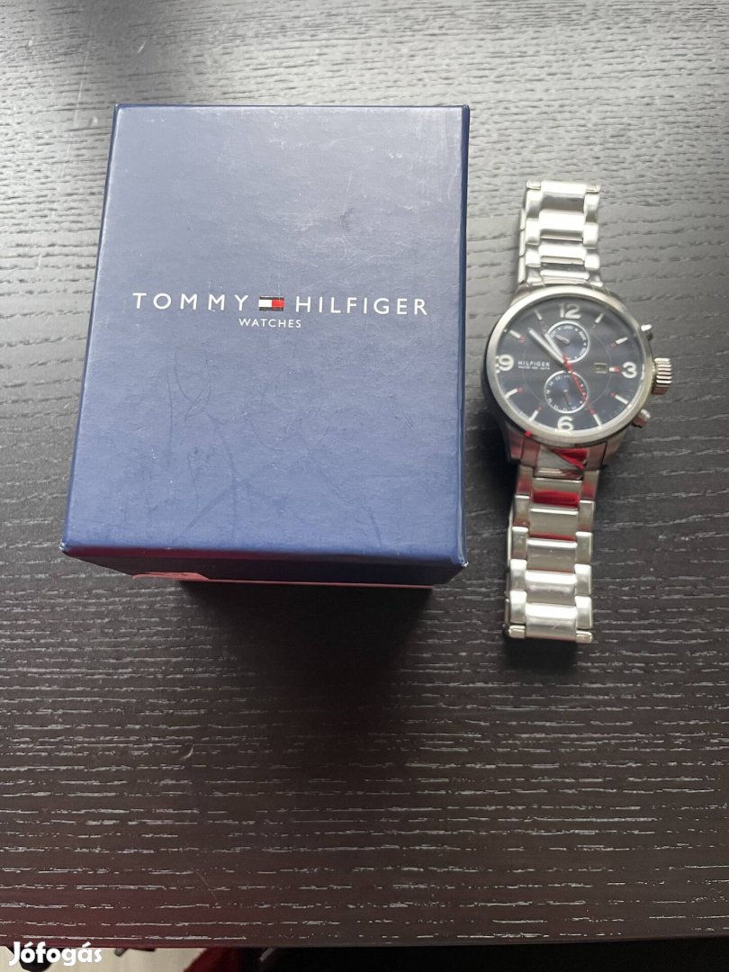 Tommy Hilfiger karóra