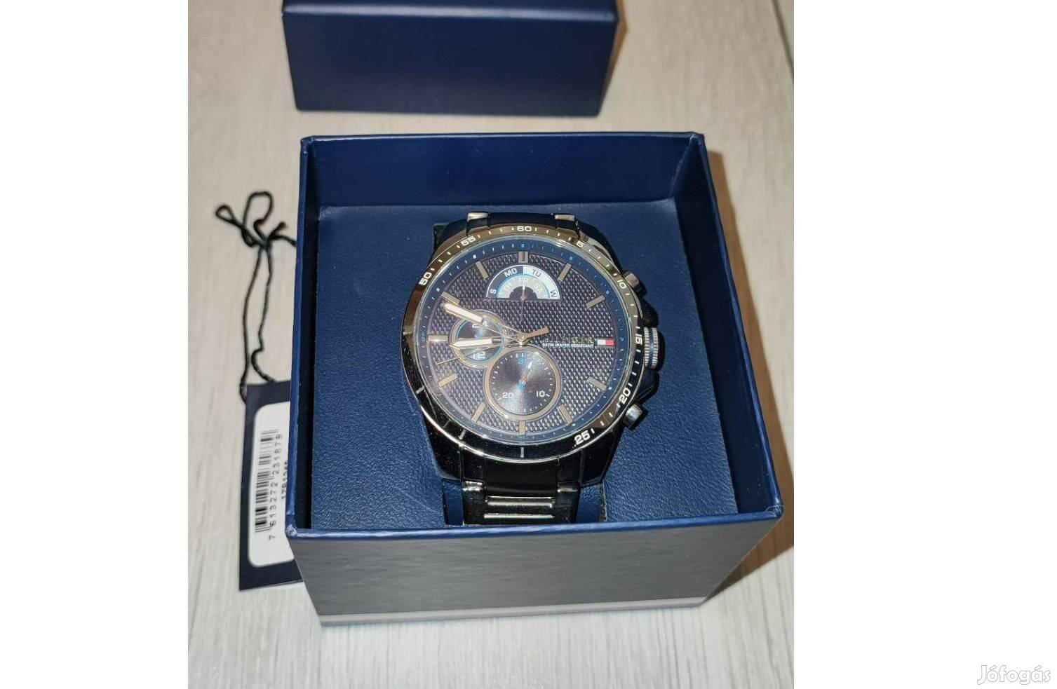 Tommy Hilfiger karóra, megkímélt állapotú