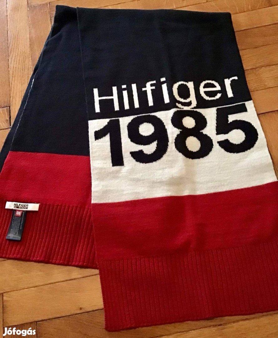 Tommy Hilfiger kötött sál 