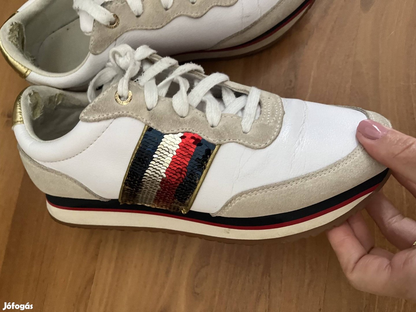 Tommy Hilfiger női cipő 38