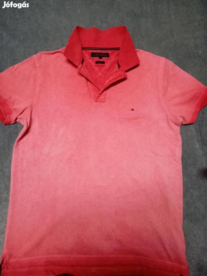 Tommy Hilfiger slim fit póló L méretben eladó