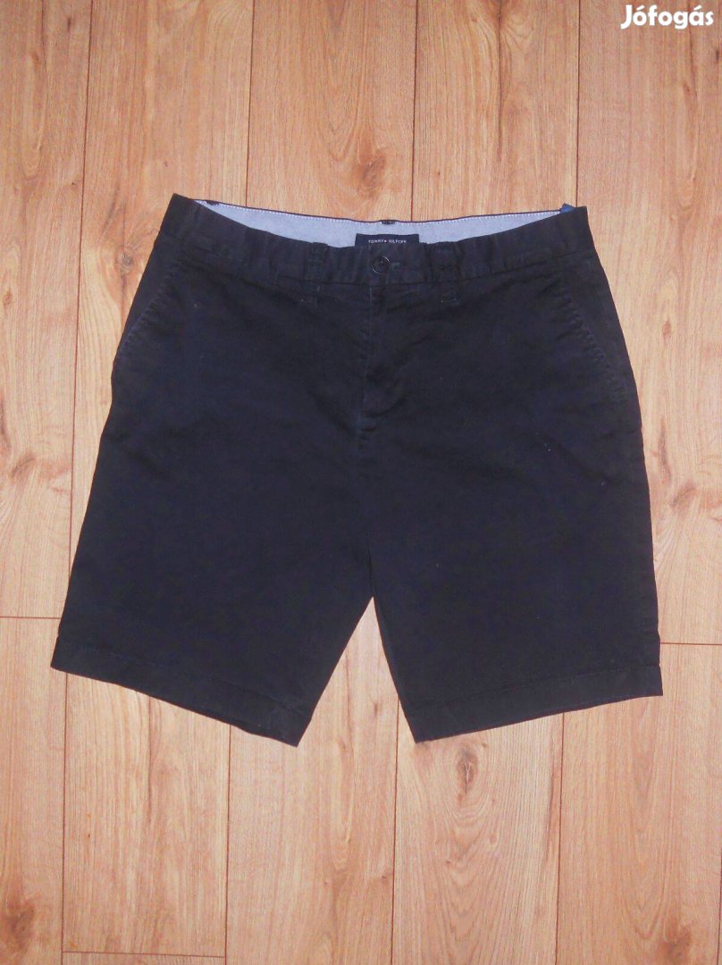 Tommy Hilfiger sötétkék rövidnadrág 31-es