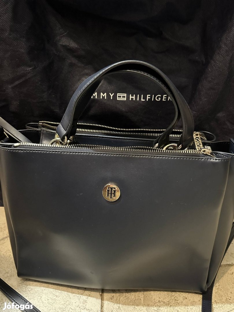 Tommy Hilfiger táska