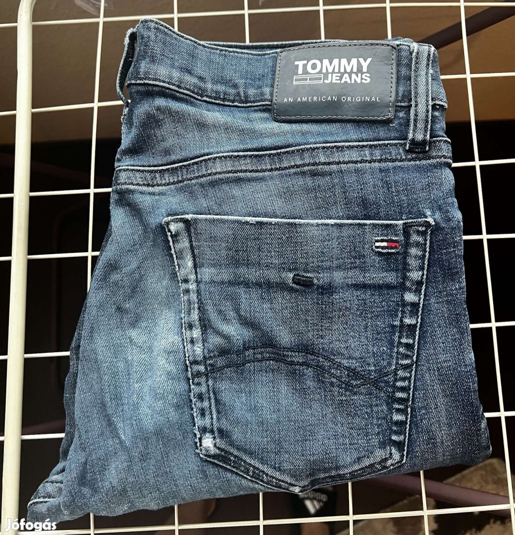 Tommy Hilfiger ujszeru ferfi farmer