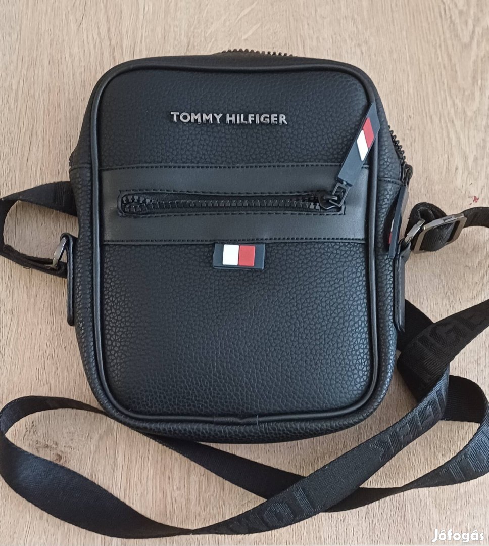 Tommy hilfiger táska ! 