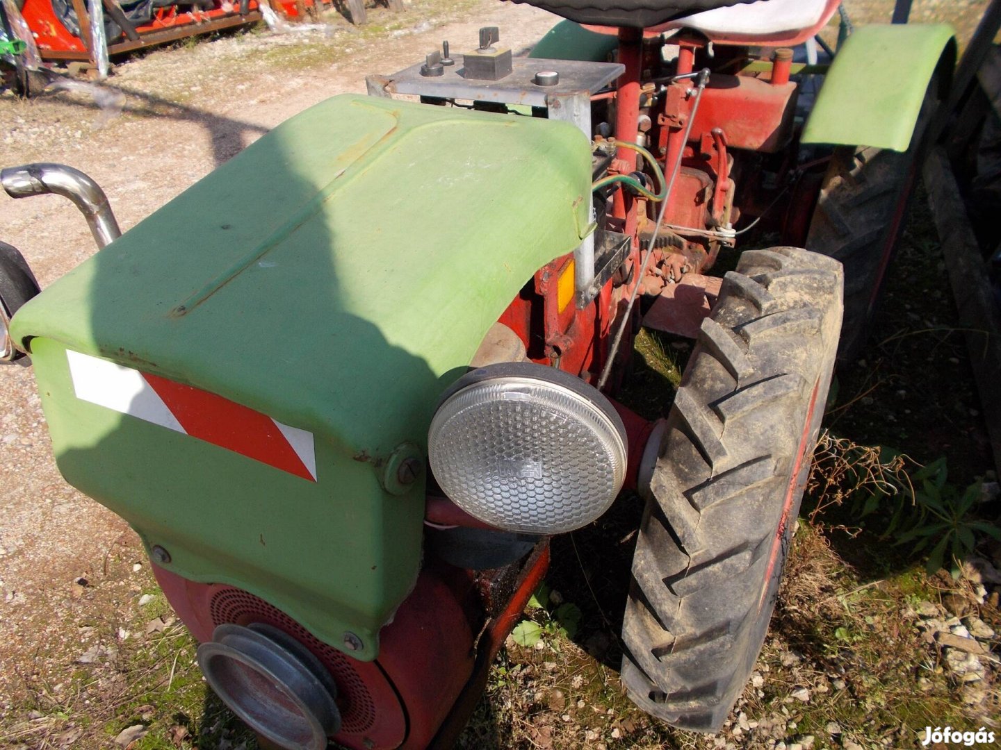 Tomo vinkovics traktor mezőgazdasági gép 