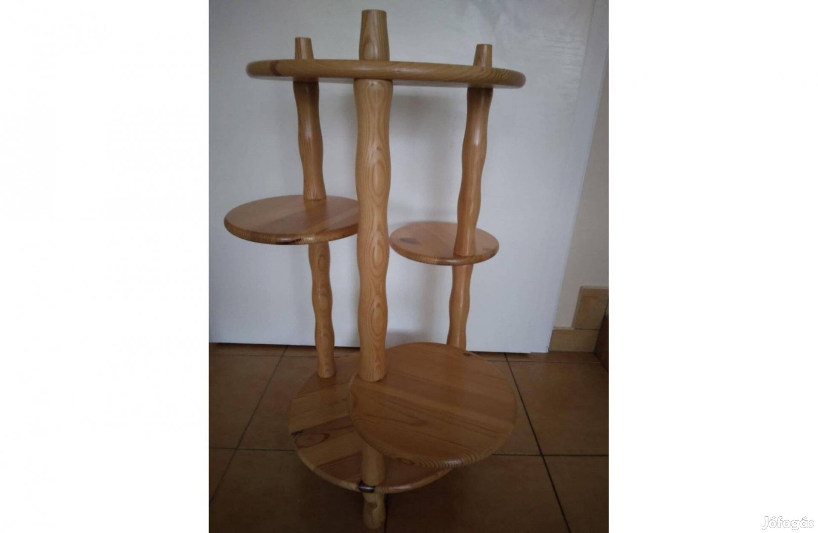 Tömör fenyő 23-as virágtartó állvány eladó