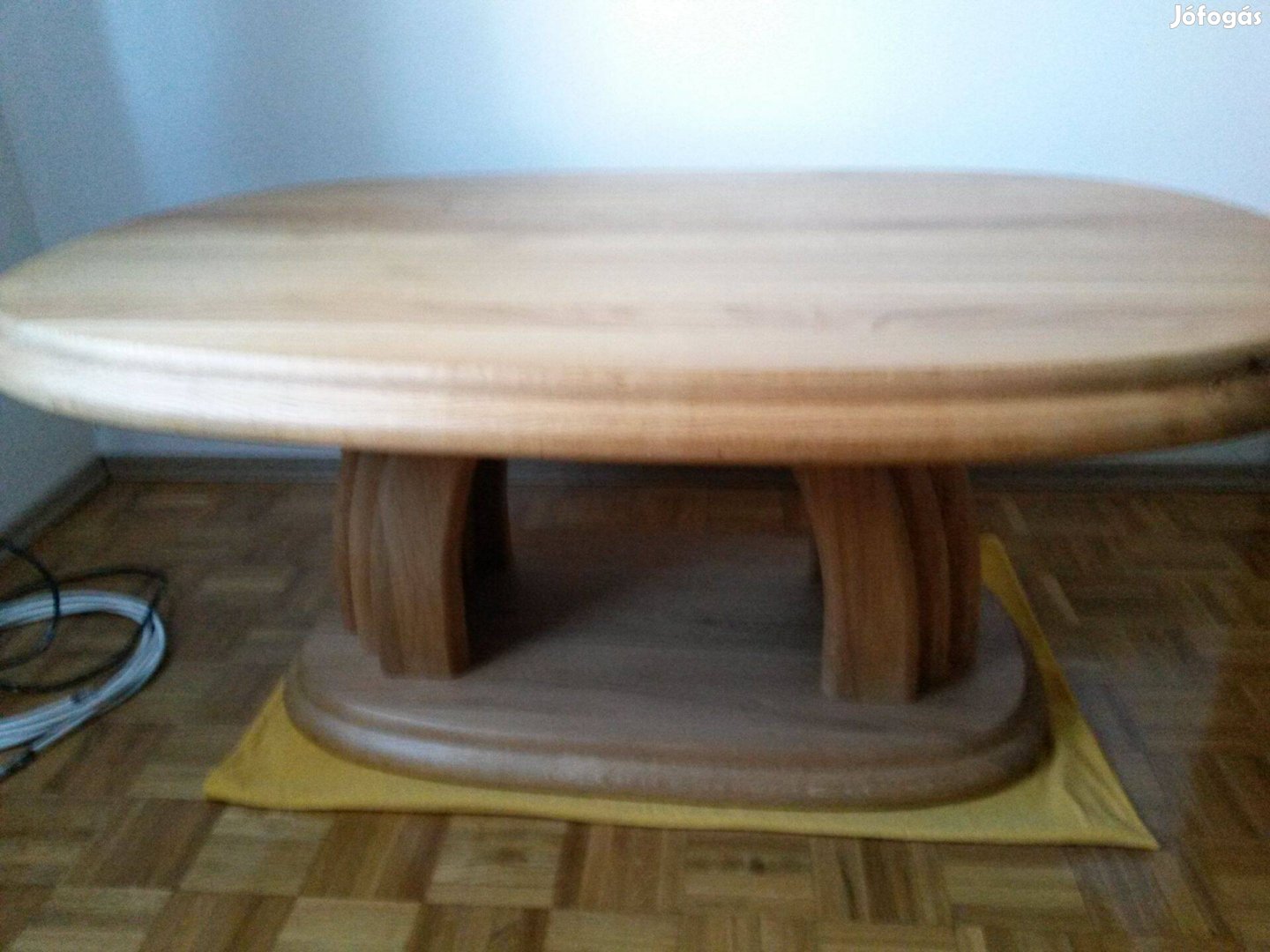 Tömör tölgyfa asztal
