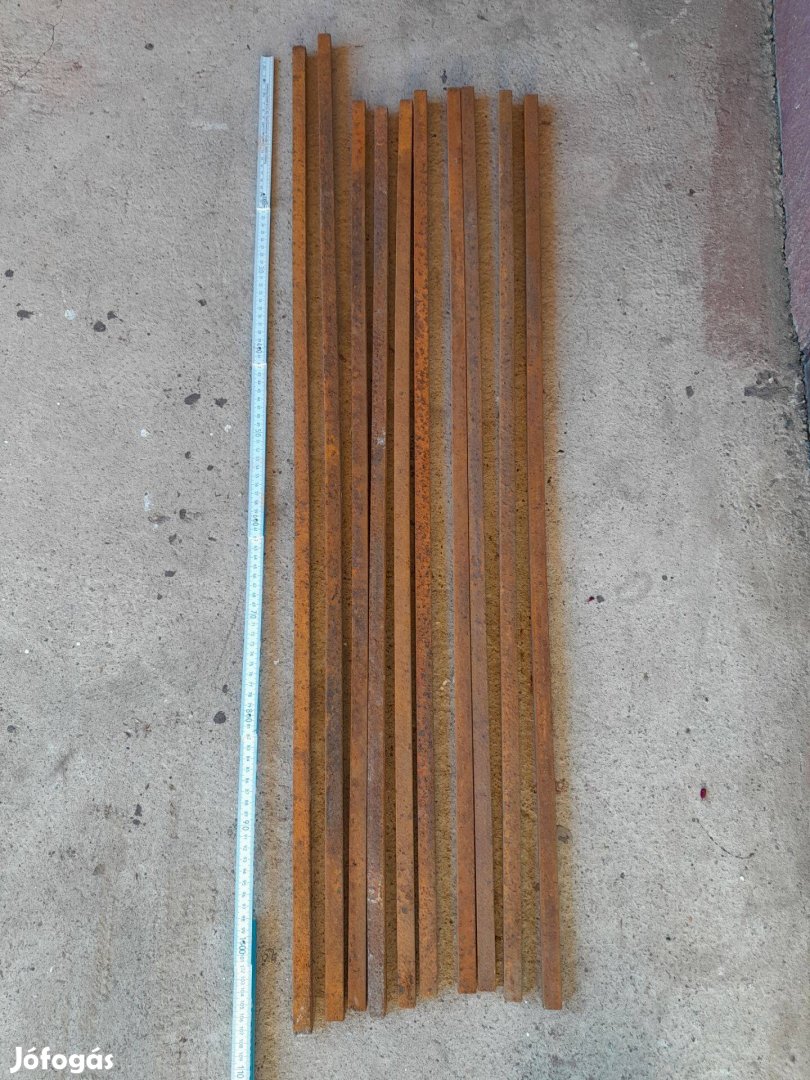 Tömör vas kerítés elem 100 cm 1,5cm x 1,5cm