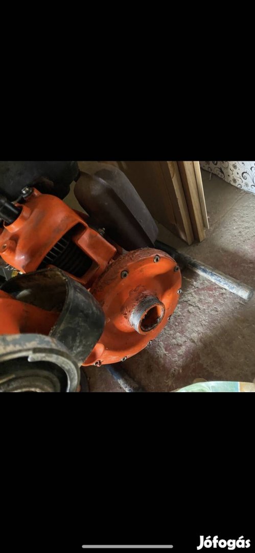 Tomos benzines szivatyú 