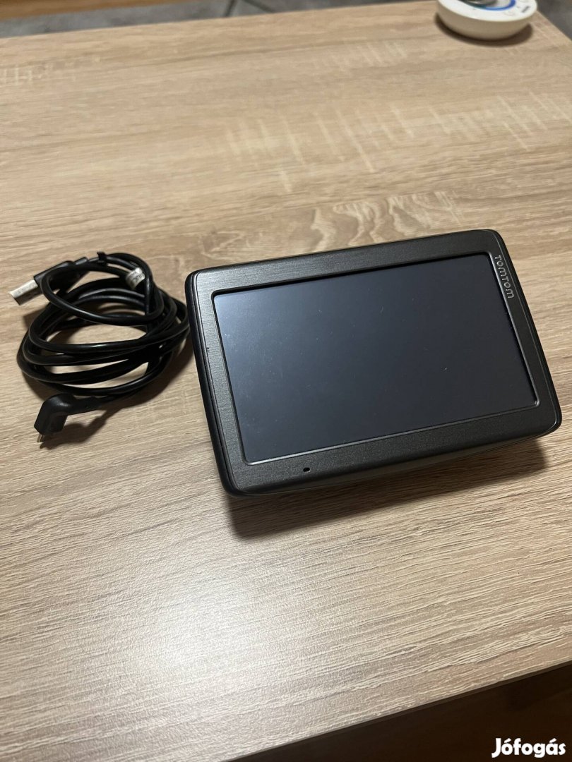 Tomtom Navigáció Full Európa térképpel.