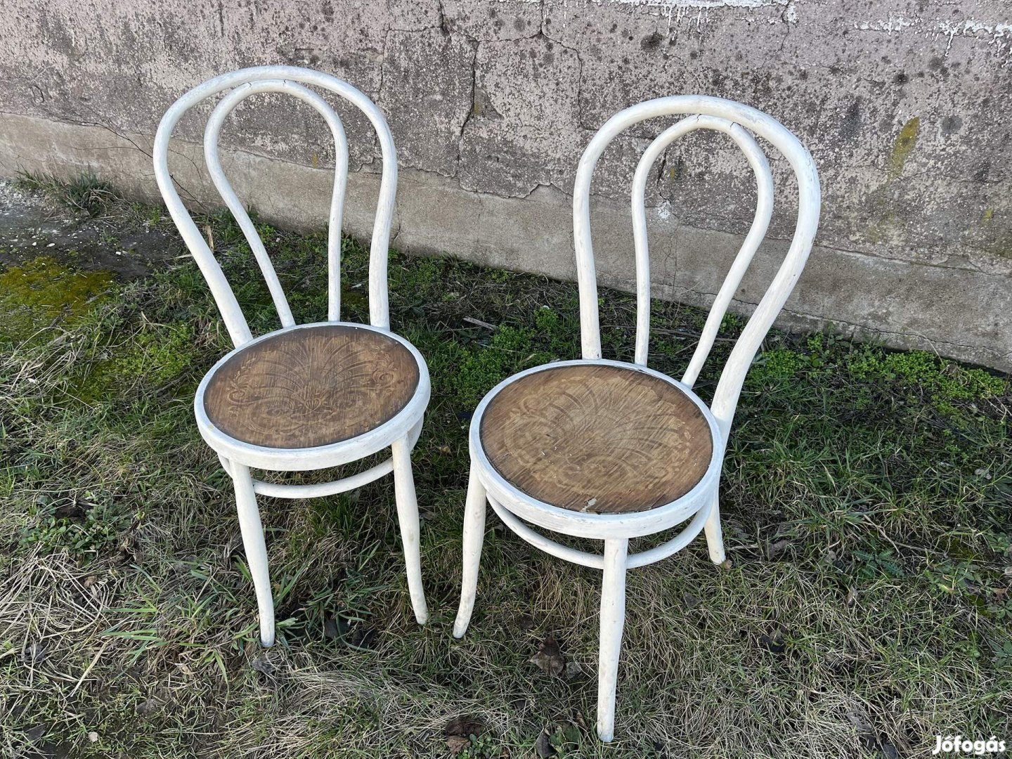 Tonett székek eladók