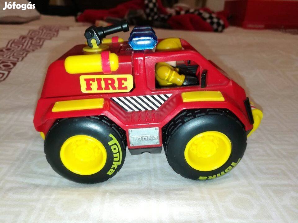 Tonka kis tűzoltó autó és figura hangjelzésekkel eladó!
