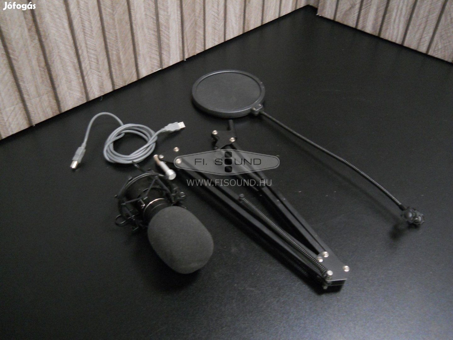 Tonor Q9 kondenzátor mikrofon kiegészítőkkel