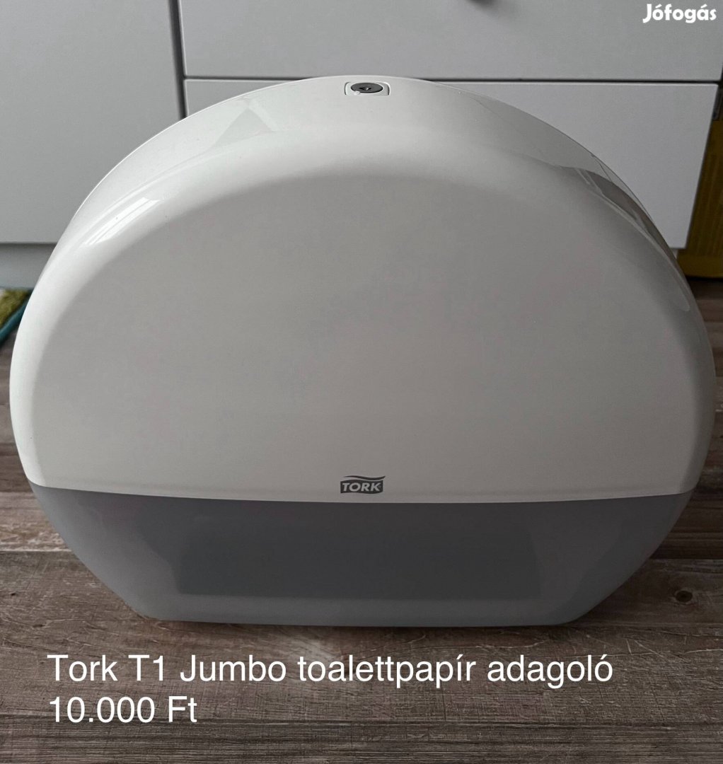 Tork T1Jumbo toalettpapír adagoló