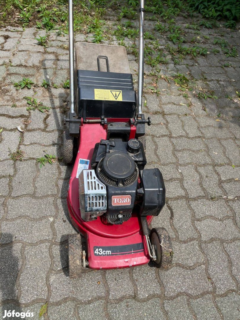 Toro 2T fűnyíró eladó