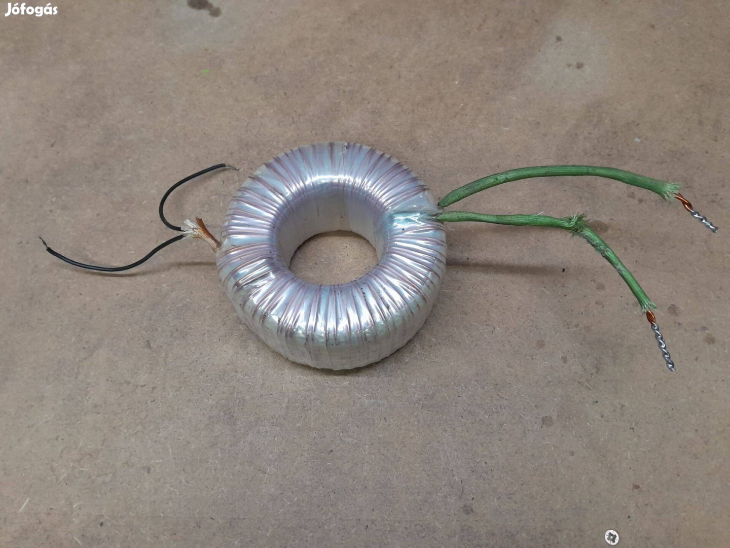 Toroid transzformátor 220V/12V 200VA