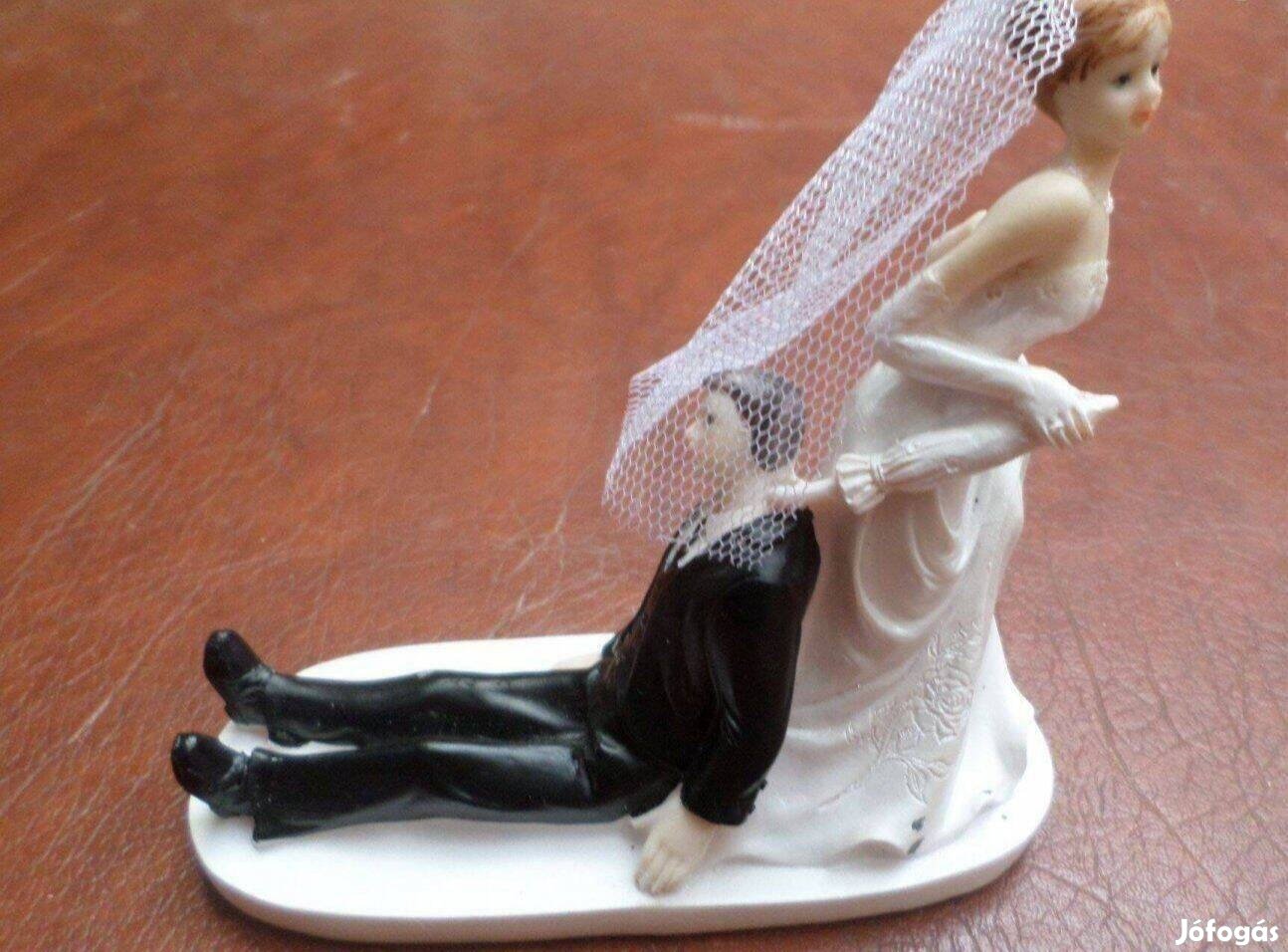 Torta dísz Új esküvői menyasszony vőlegény