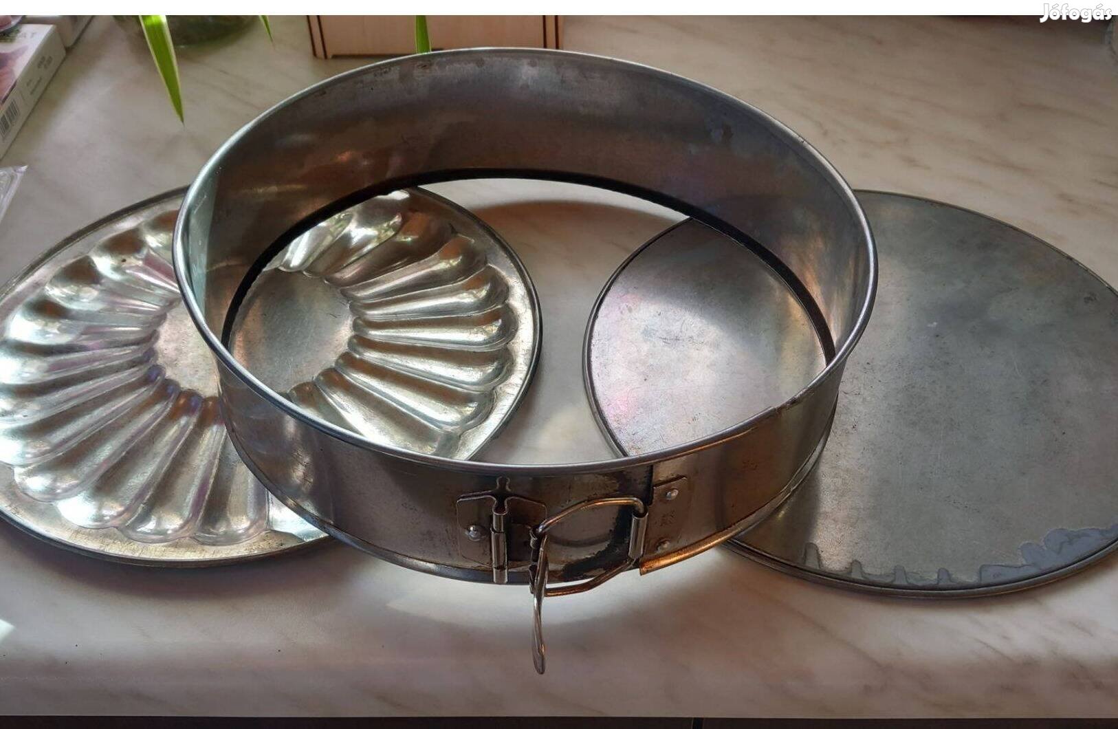 Torta sütő forma 26 cm átmérő, szétnyitható, levehető