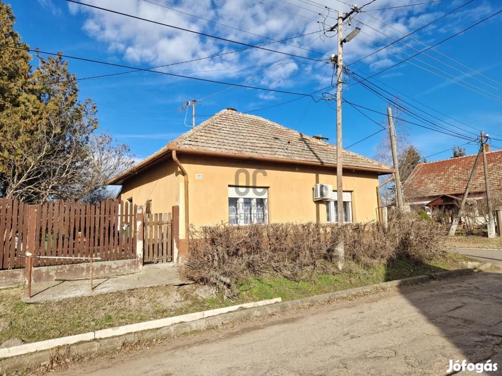 Törteli eladó 76 nm-es ház