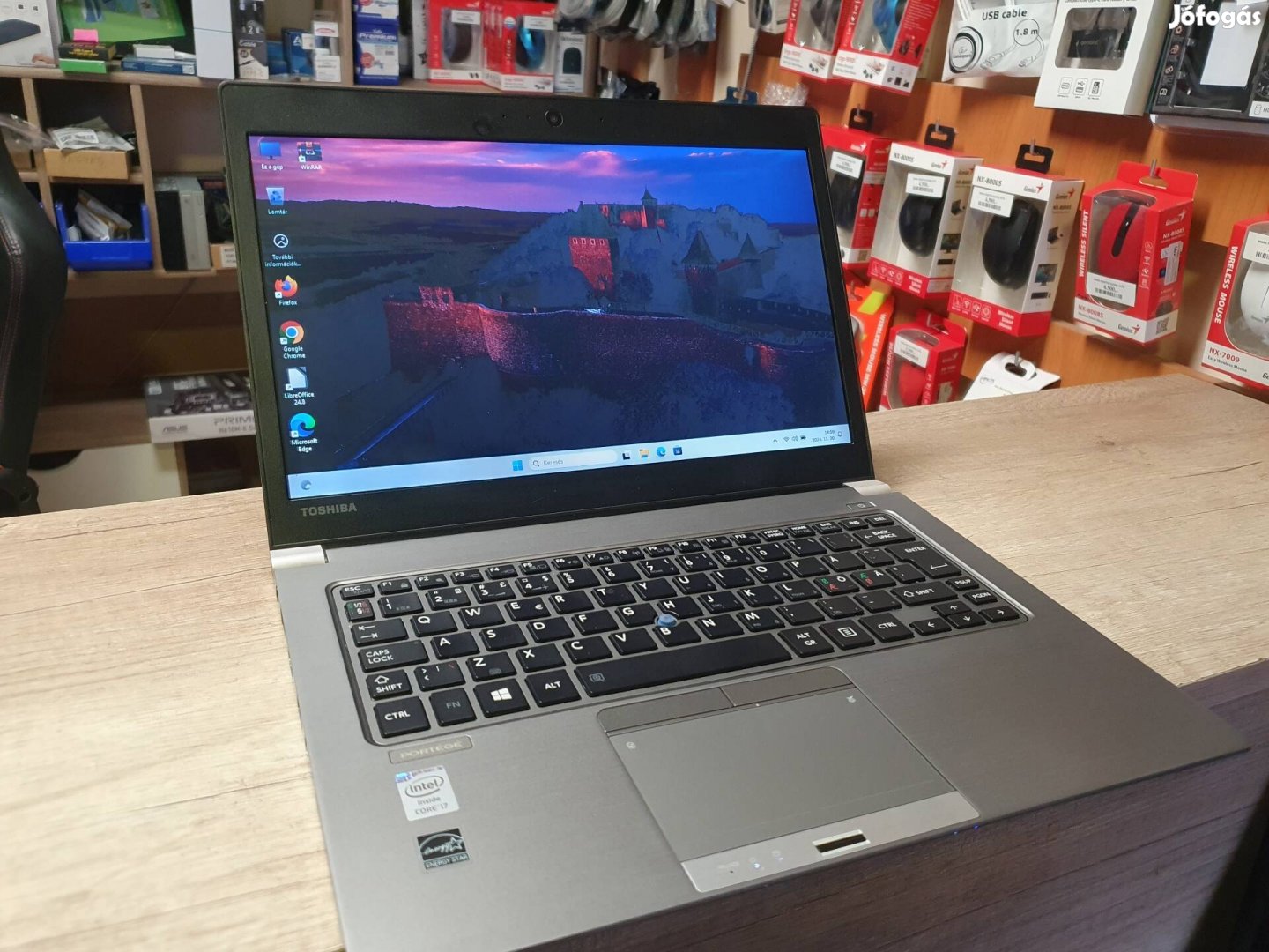 Toshiba Core i7 Laptop 256Gb SSD Garanciával