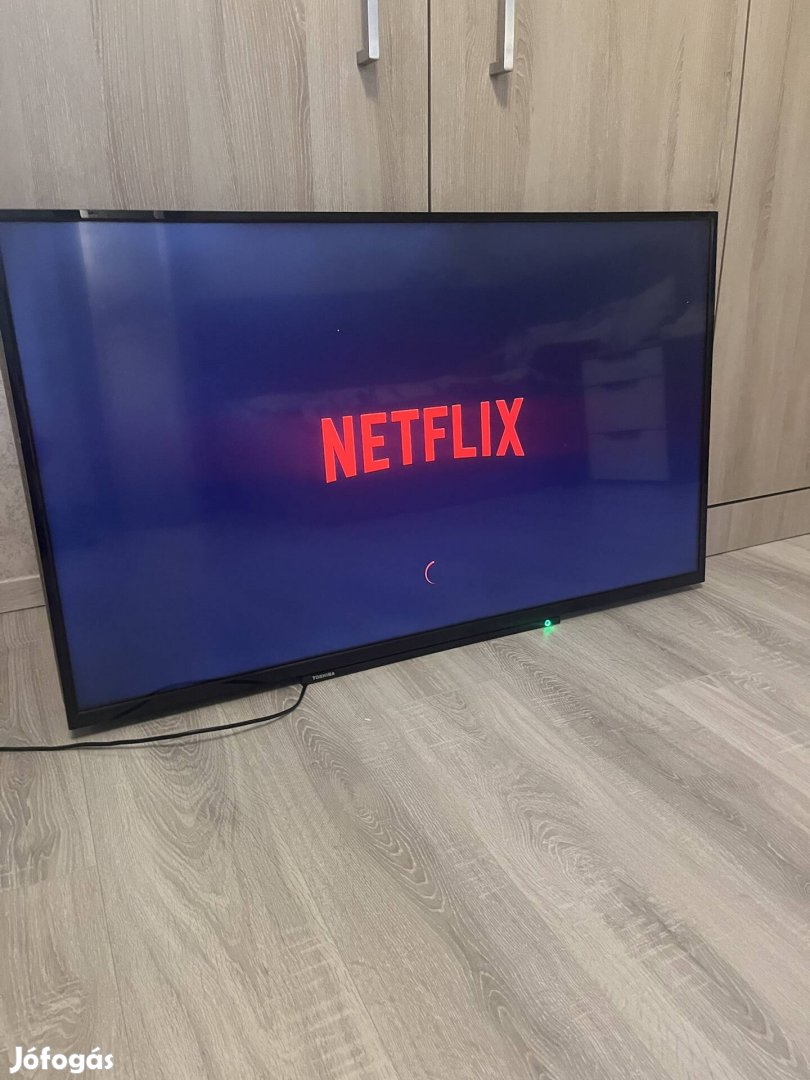 Toshiba HD Smart TV 49", 125 cm