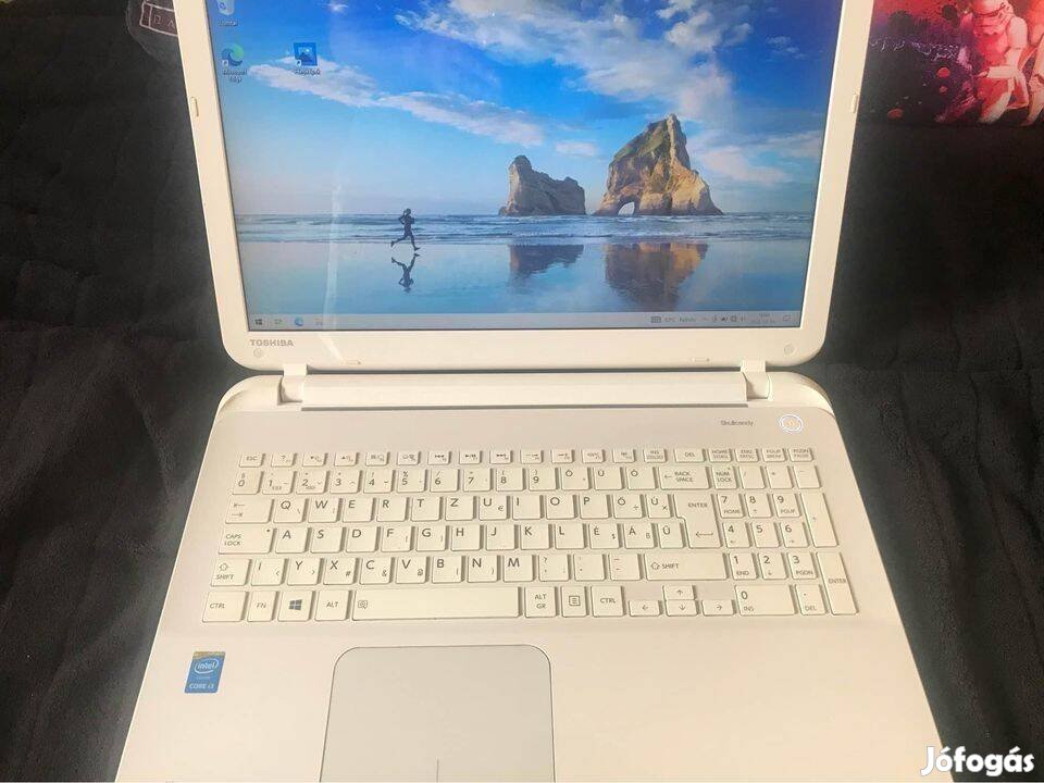 Toshiba I3-as laptop eladó