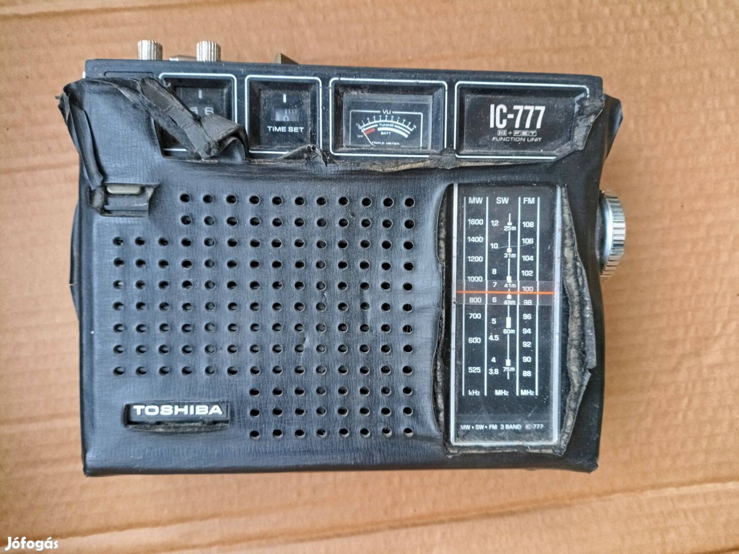 Toshiba IC-777 rádió