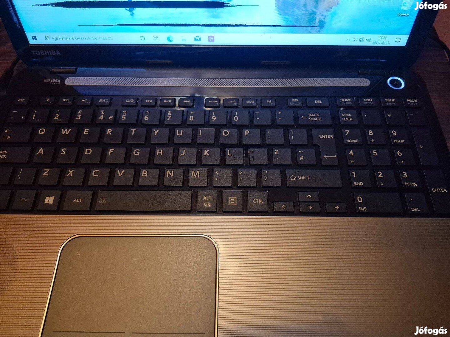 Toshiba L50 laptop,i3