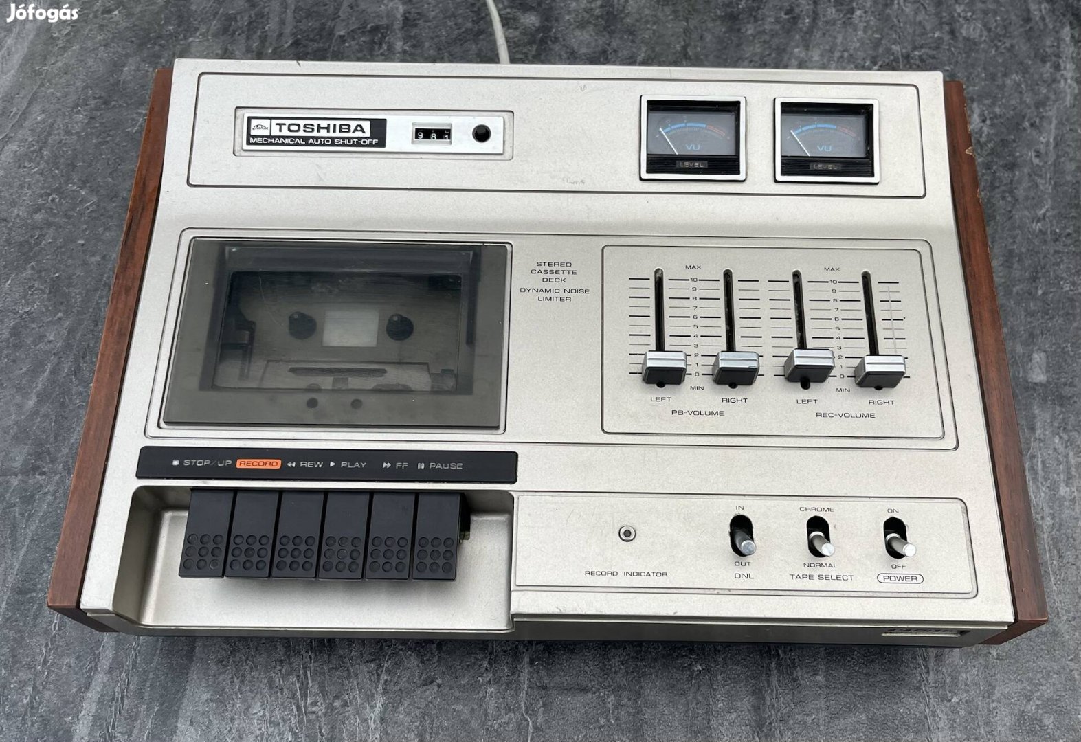 Toshiba PT-415 magnódeck