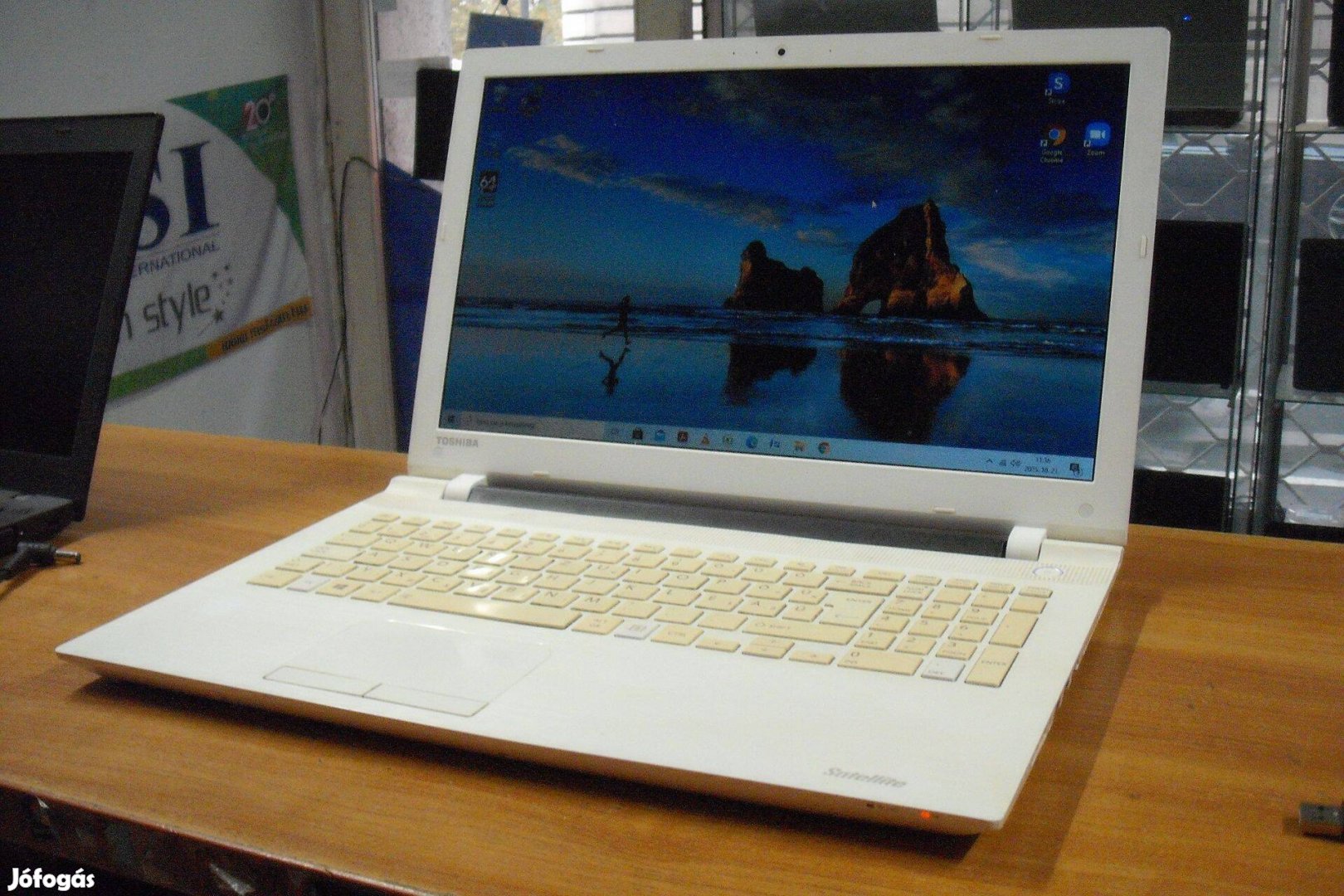 Toshiba Satellite C50-c-173 hófehétr laptop leárazásAkcióó!