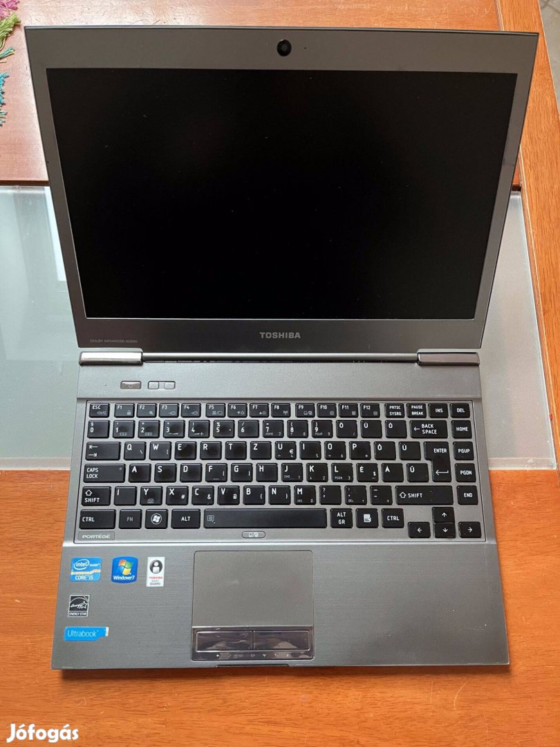 Toshiba Z830 Ultrabook Intel Core i5 256SSD 6GB Ram