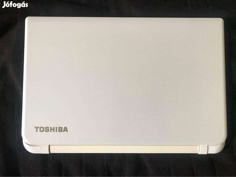 Toshiba laptop,fehér