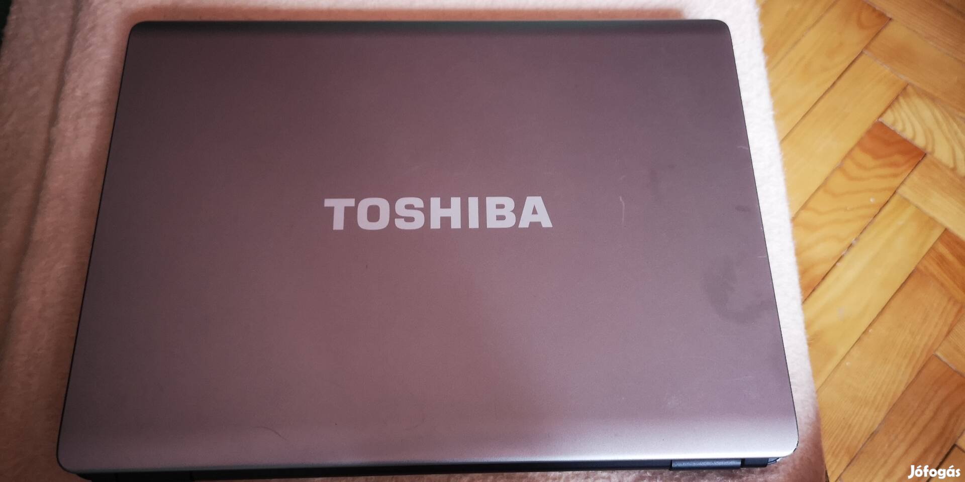 Toshiba satellite L300 pro alkatrésznek 