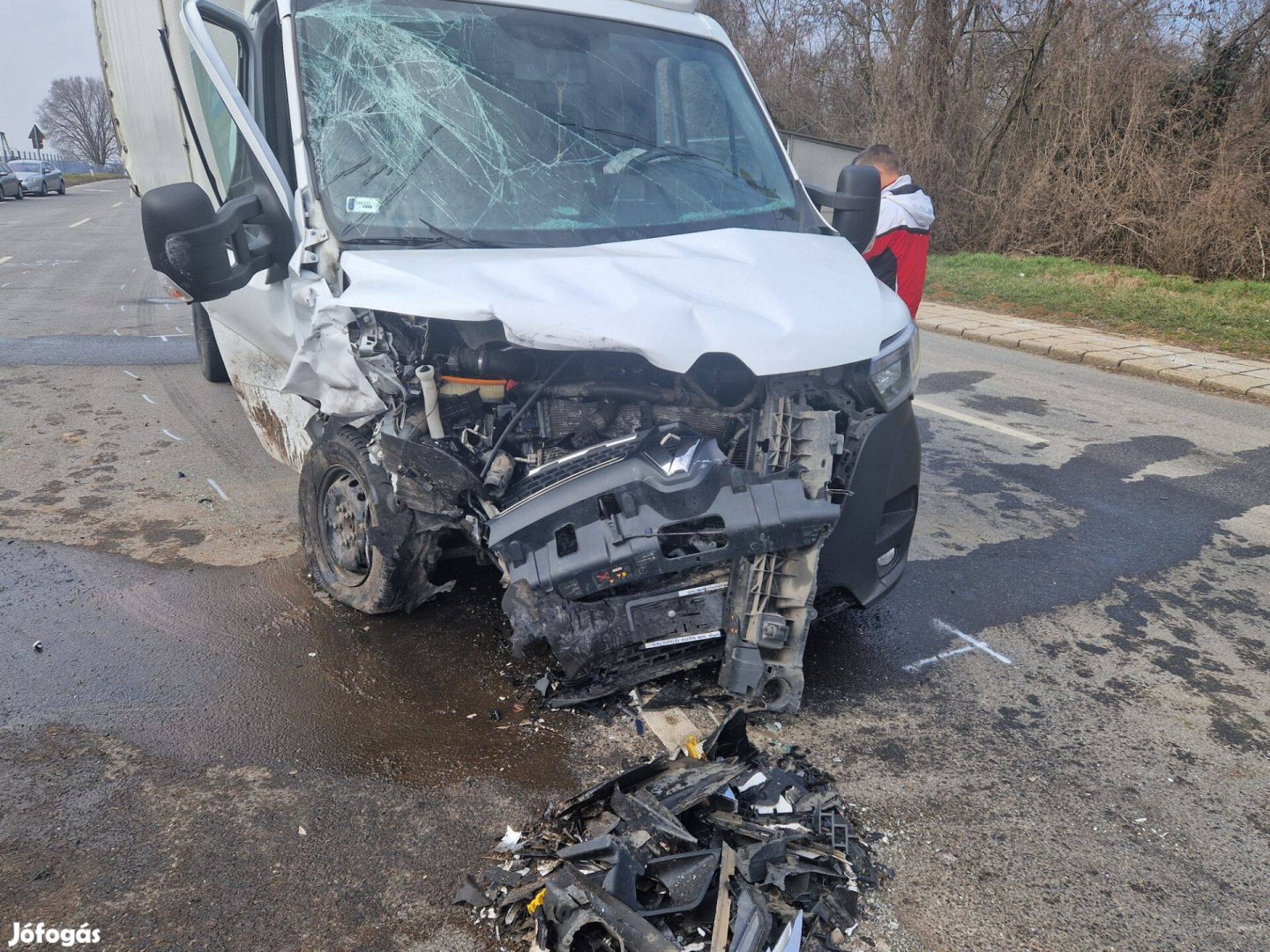 Totáltörött Renault Master