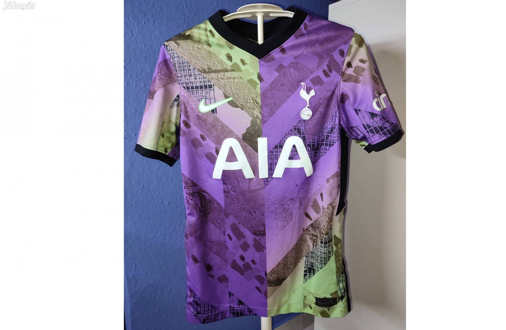 Tottenham Hotspur eredeti Nike 2021-22 gyerek focimez (137-147)