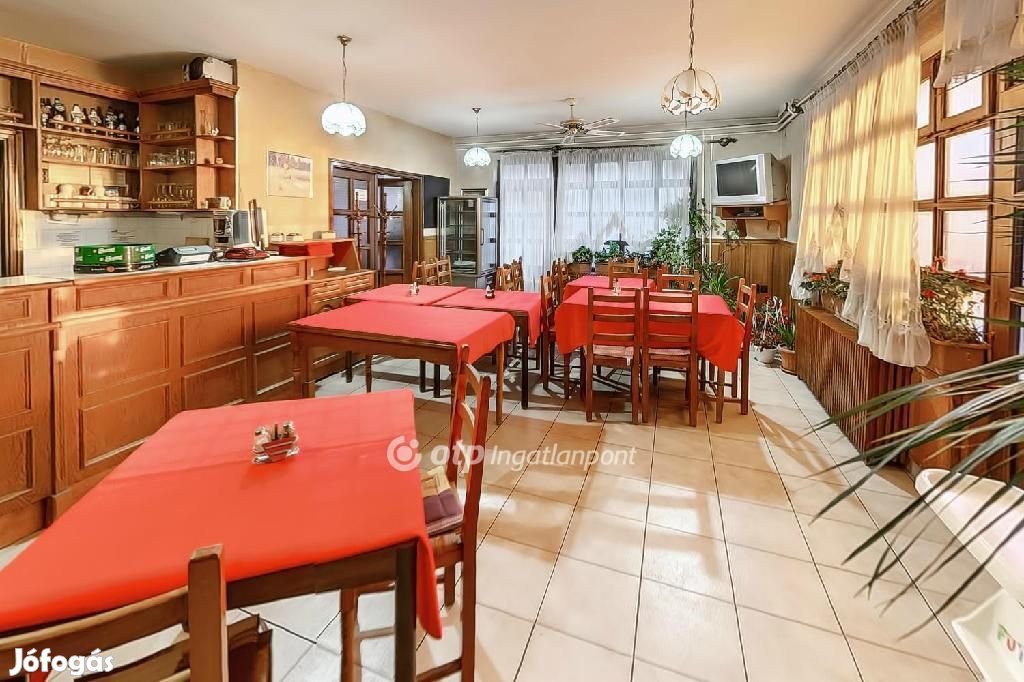 Tótvázsonyi 546 nm-es ház eladó