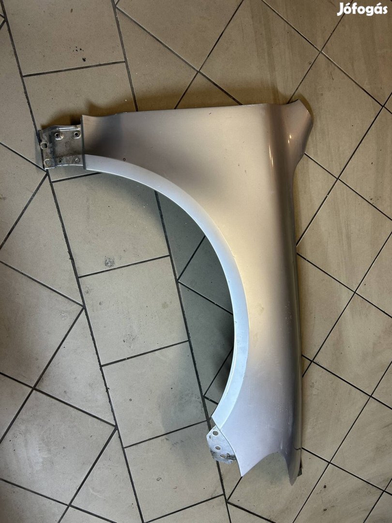 Touareg sárvédő  ezüst 