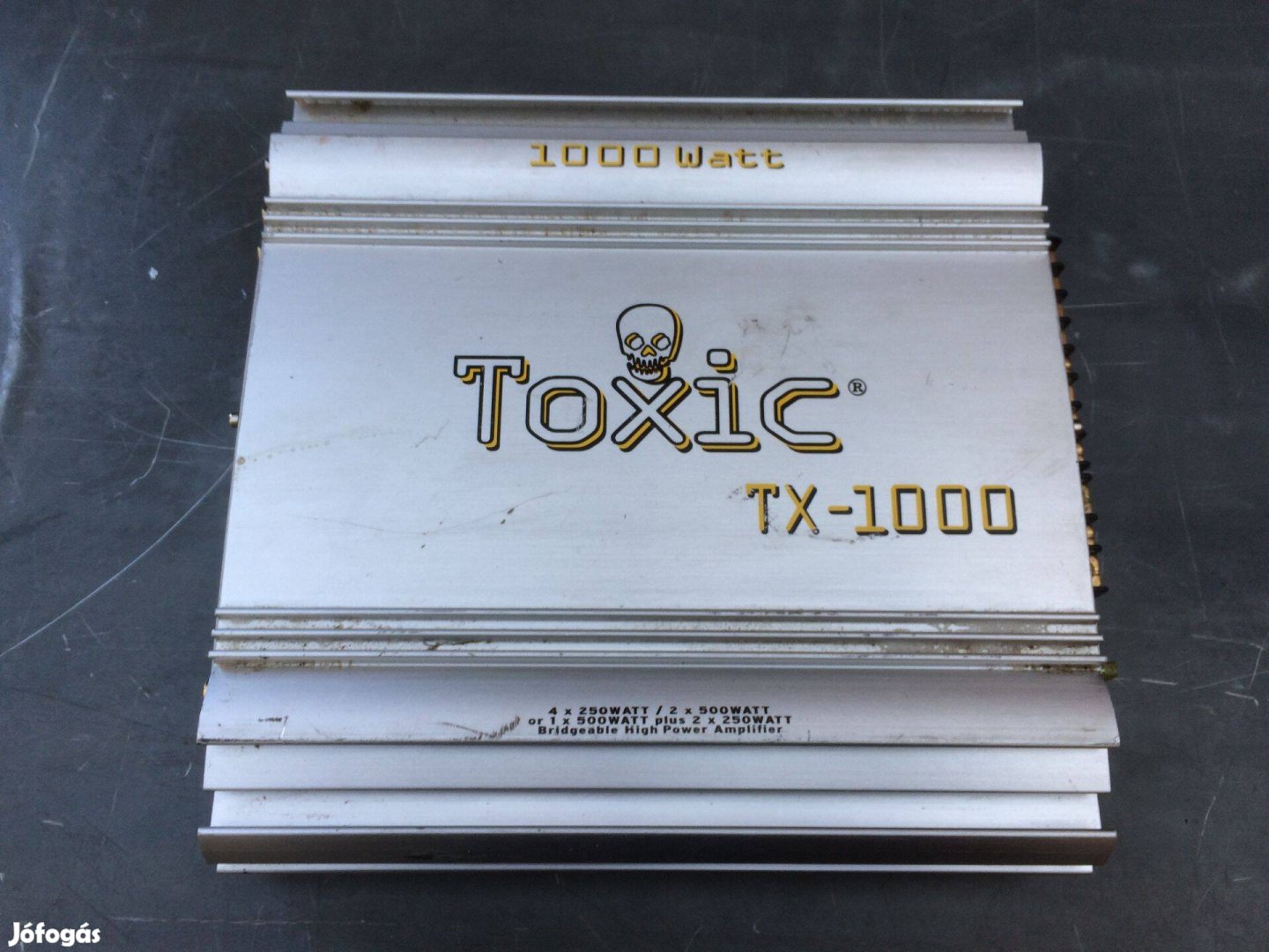 Toxic 1000W 4 csatornás Autó Erősítő Végfok