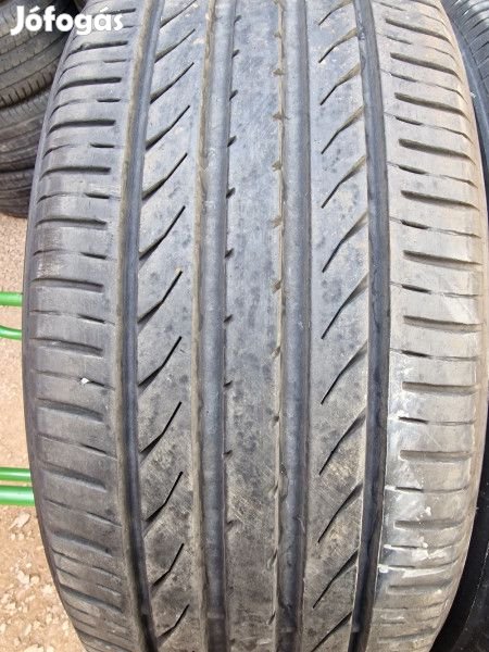 Toyo 215/50R18 R40 6mm DOT16 használt gumi HG10116 nyári