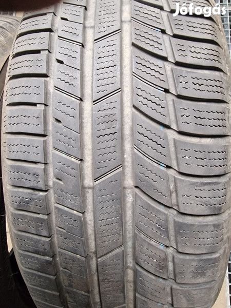 Toyo 215/55R17 S954 5mm DOT19 használt gumi HG12426 téli