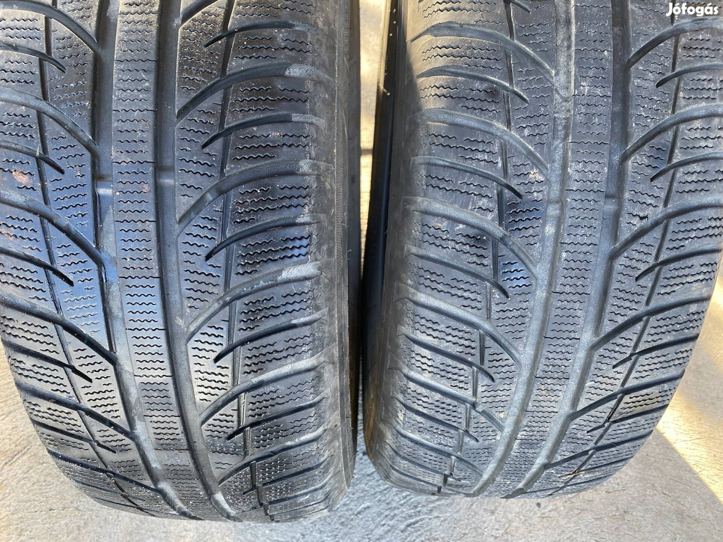 Toyo 215/60R16 téli gumi 2db