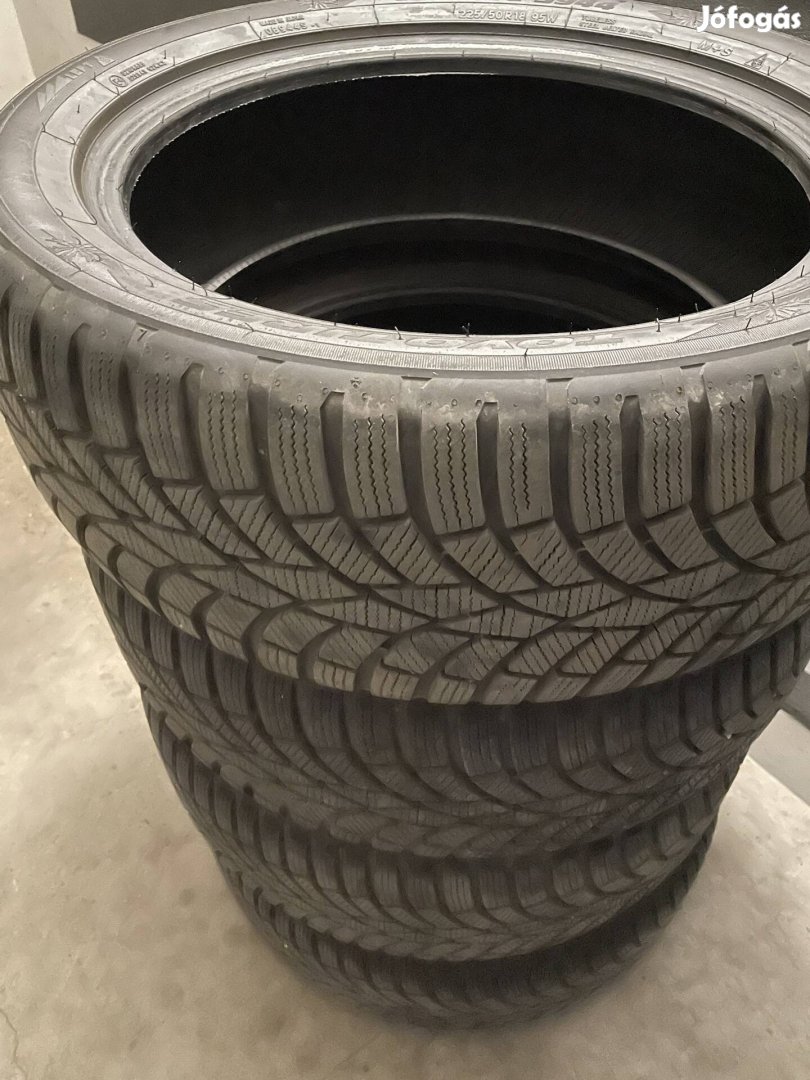Toyo 225/50/18 teli gumi