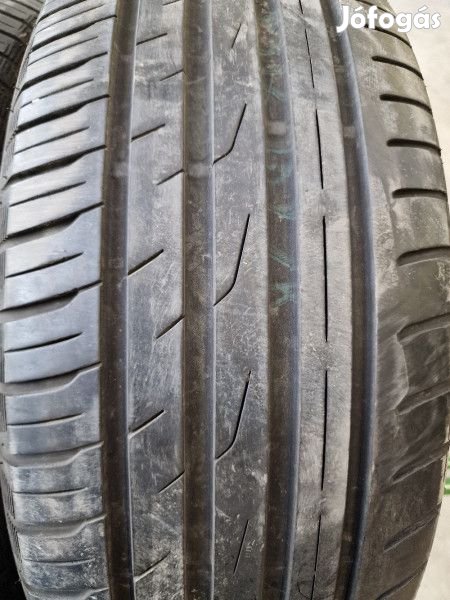 Toyo 225/65R16 CF2 5-6mm DOT18 használt gumi HG13050 nyári