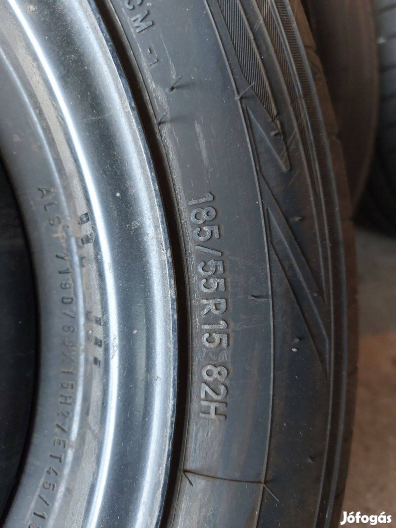 Toyo Proxes 185/55 R15 nyári gumik 4 db újszerű eladó