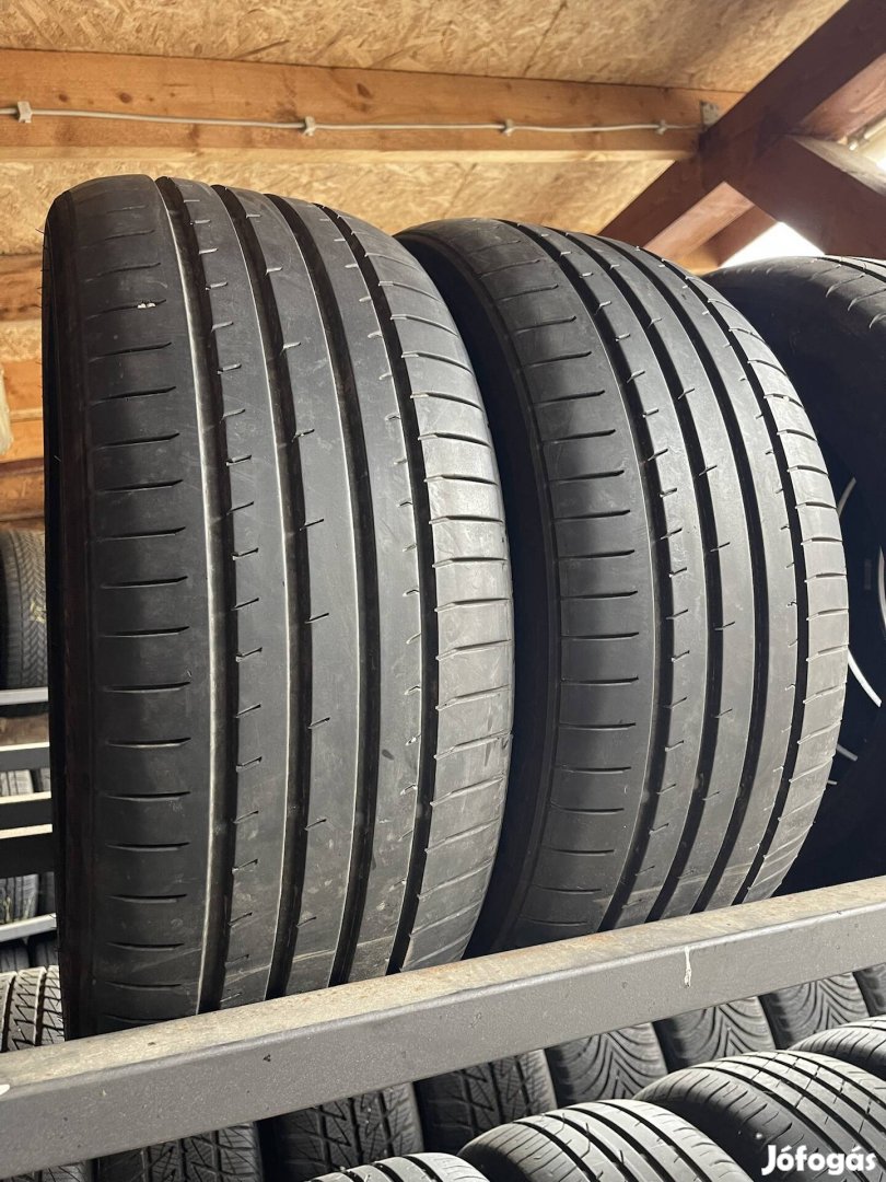 Toyo Proxes 215/45r18 nyári gumi 2db