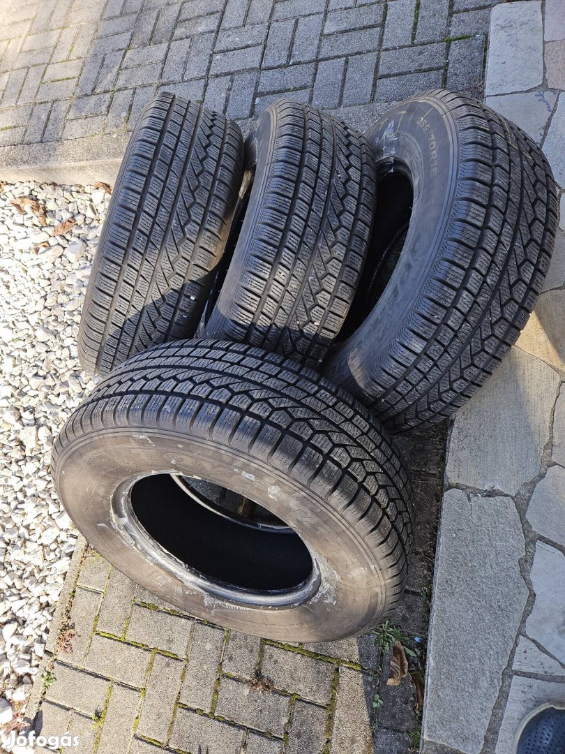 Toyo open country 255/70 R16 téli gumi